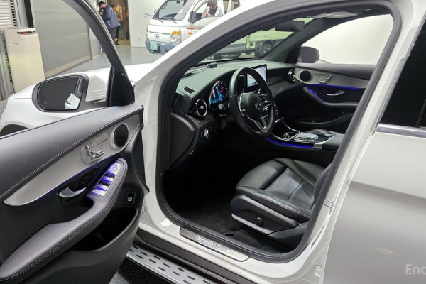 2021 Mercedes-Benz GLC с пробегом 68 745 км