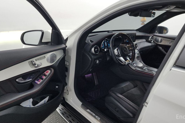 2021 Mercedes-Benz GLC с пробегом 82 821 км