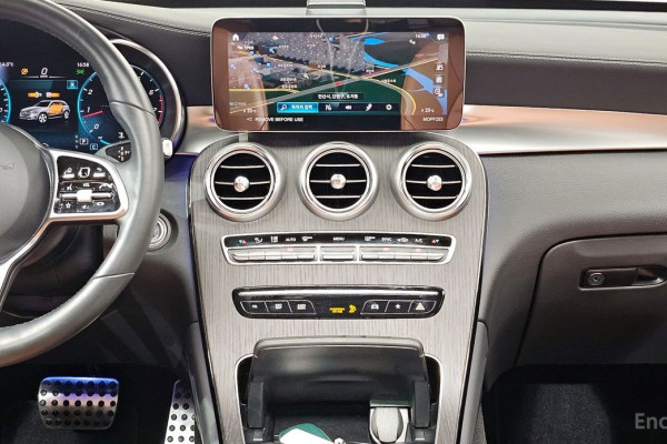 2022 Mercedes-Benz GLC с пробегом 66 252 км