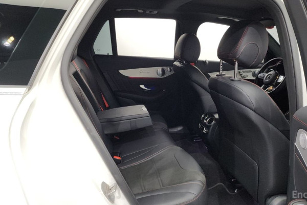 2021 Mercedes-Benz GLC с пробегом 82 821 км