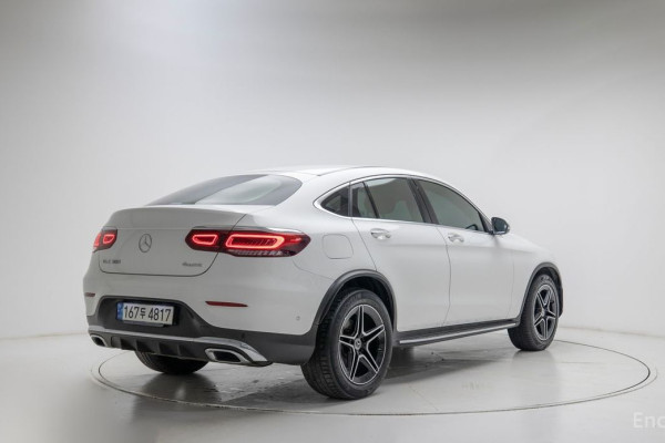 2021 Mercedes-Benz GLC с пробегом 58 758 км