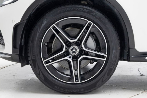 2021 Mercedes-Benz GLC с пробегом 58 758 км