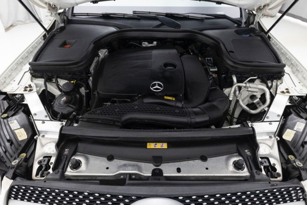 2021 Mercedes-Benz GLC с пробегом 58 758 км