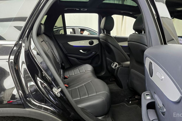 2021 Mercedes-Benz GLC с пробегом 124 826 км