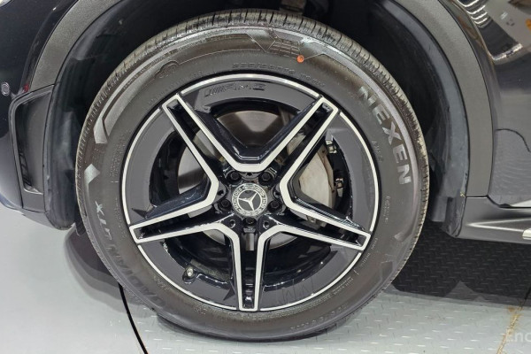 2022 Mercedes-Benz GLC с пробегом 57 177 км