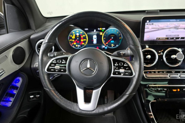 2021 Mercedes-Benz GLC с пробегом 124 826 км
