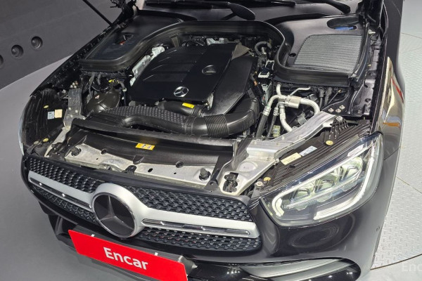 2022 Mercedes-Benz GLC с пробегом 57 177 км