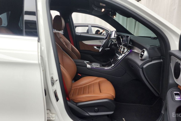 2022 Mercedes-Benz GLC с пробегом 45 244 км