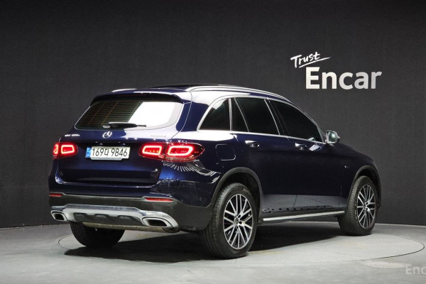 2021 Mercedes-Benz GLC с пробегом 61 873 км