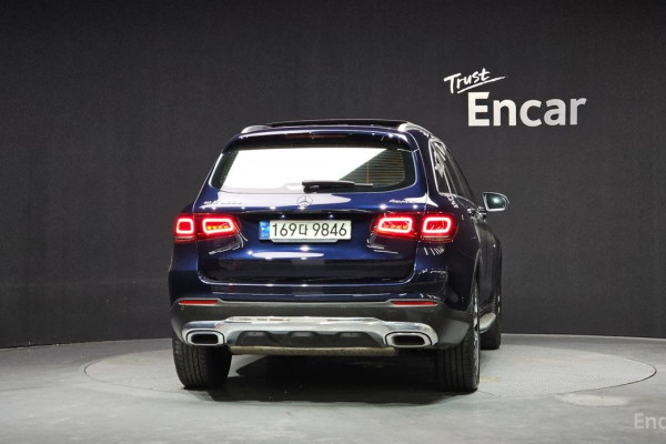 2021 Mercedes-Benz GLC с пробегом 61 873 км