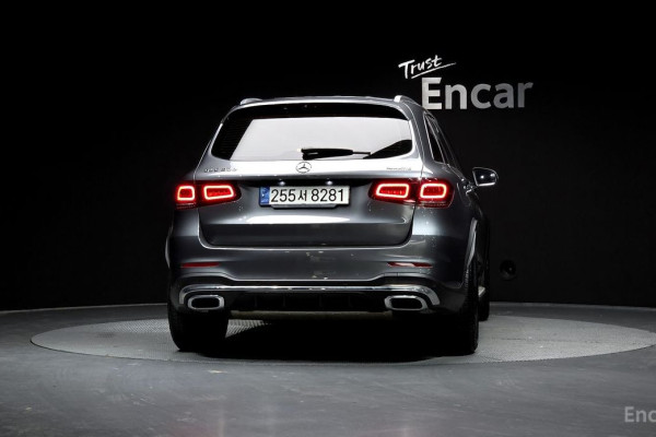 2022 Mercedes-Benz GLC с пробегом 67 082 км