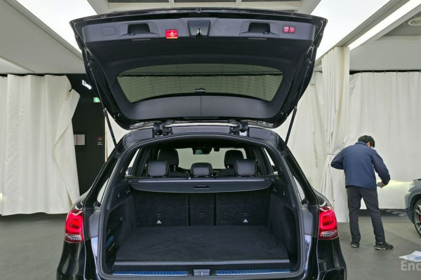 2021 Mercedes-Benz GLC с пробегом 124 826 км