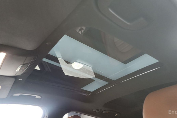 2022 Mercedes-Benz GLC с пробегом 45 244 км