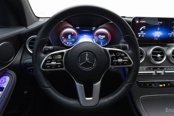 2021 Mercedes-Benz GLC с пробегом 58 758 км