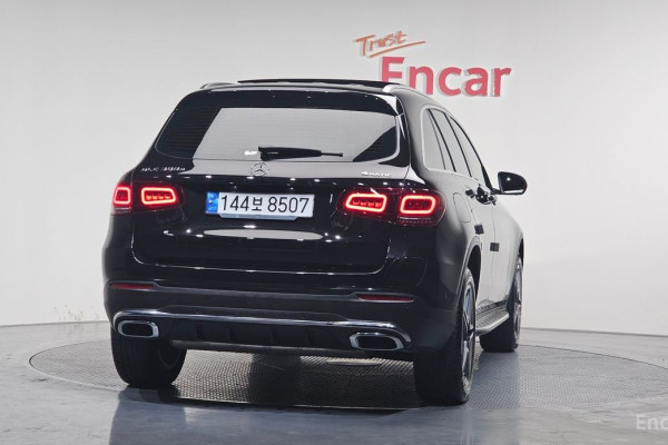 2022 Mercedes-Benz GLC с пробегом 49 520 км