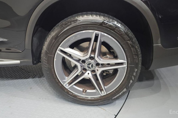 2022 Mercedes-Benz GLC с пробегом 49 520 км