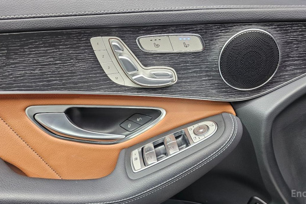 2022 Mercedes-Benz GLC с пробегом 57 177 км