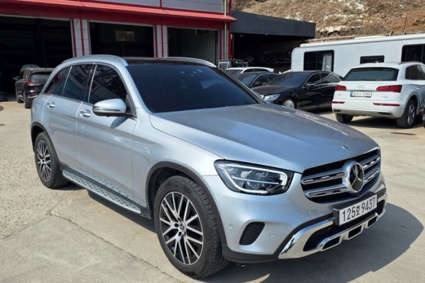 2022 Mercedes-Benz GLC с пробегом 62 328 км