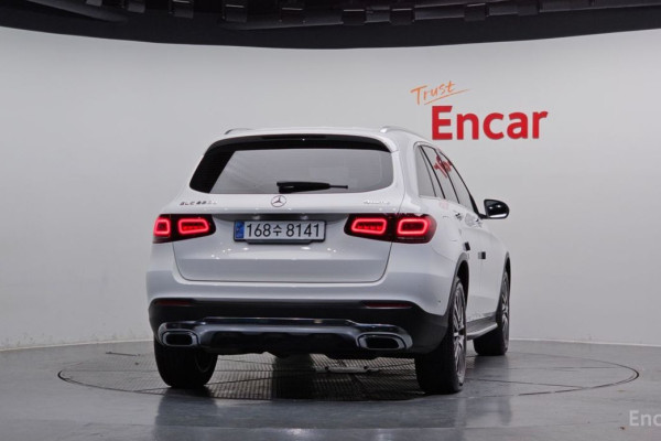 2021 Mercedes-Benz GLC с пробегом 87 312 км