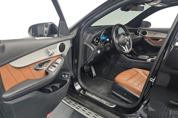 2022 Mercedes-Benz GLC с пробегом 49 520 км