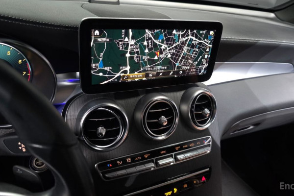 2022 Mercedes-Benz GLC с пробегом 67 082 км