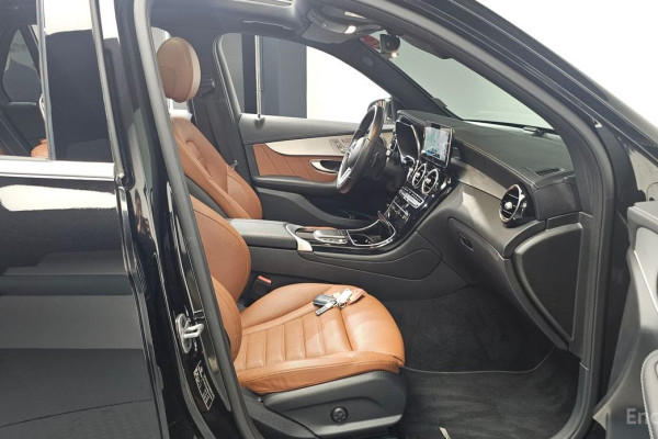 2022 Mercedes-Benz GLC с пробегом 49 520 км