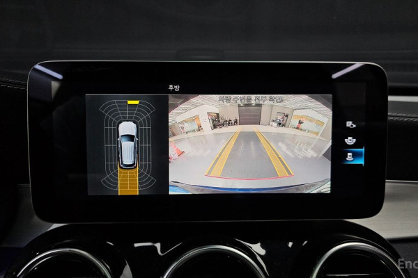 2021 Mercedes-Benz GLC с пробегом 61 873 км