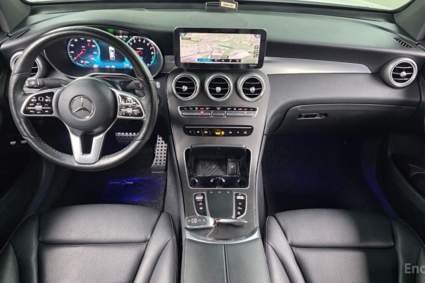 2021 Mercedes-Benz GLC с пробегом 53 608 км