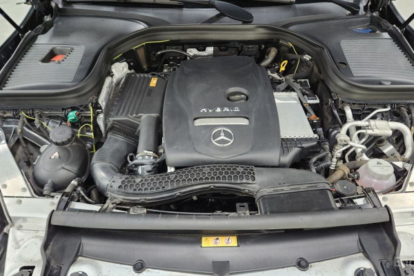 2021 Mercedes-Benz GLC с пробегом 116 841 км