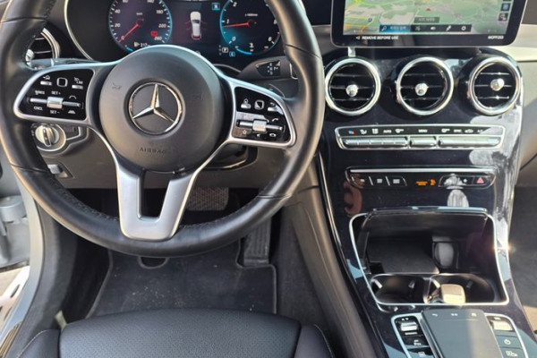 2022 Mercedes-Benz GLC с пробегом 62 328 км