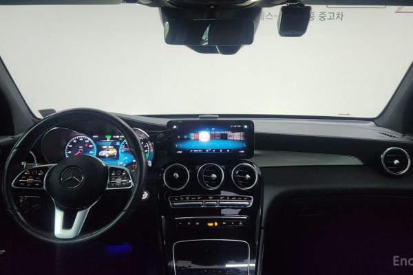 2021 Mercedes-Benz GLC с пробегом 116 841 км