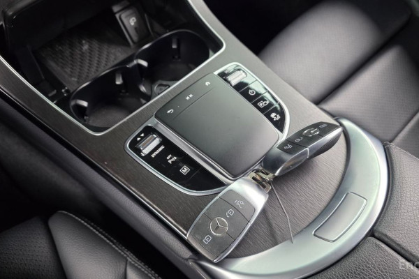 2021 Mercedes-Benz GLC с пробегом 53 608 км