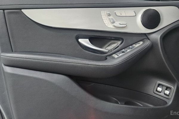 2021 Mercedes-Benz GLC с пробегом 116 841 км