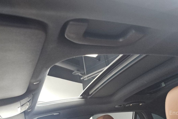 2022 Mercedes-Benz GLC с пробегом 49 520 км