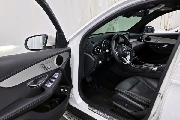 2021 Mercedes-Benz GLC с пробегом 72 854 км