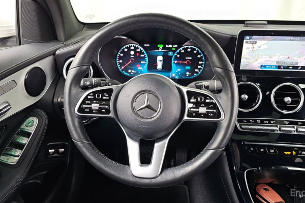 2021 Mercedes-Benz GLC с пробегом 109 226 км