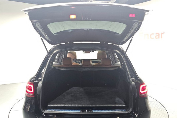 2022 Mercedes-Benz GLC с пробегом 49 520 км