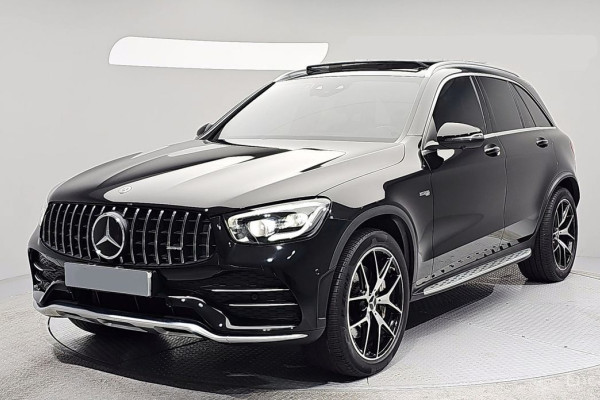 2022 Mercedes-Benz GLC с пробегом 49 267 км