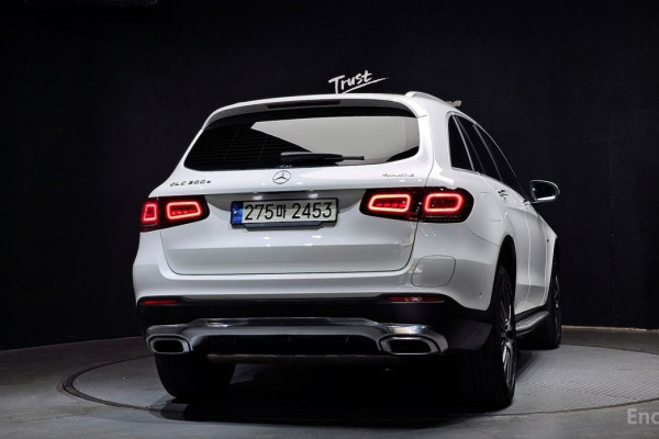 2021 Mercedes-Benz GLC с пробегом 47 606 км