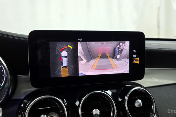 2021 Mercedes-Benz GLC с пробегом 72 854 км