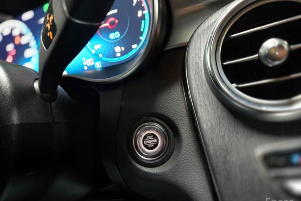 2021 Mercedes-Benz GLC с пробегом 46 410 км