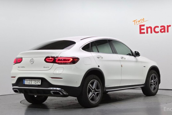 2021 Mercedes-Benz GLC с пробегом 58 952 км