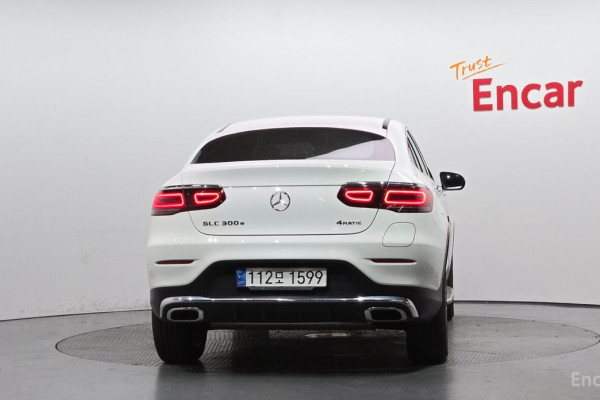 2021 Mercedes-Benz GLC с пробегом 58 952 км