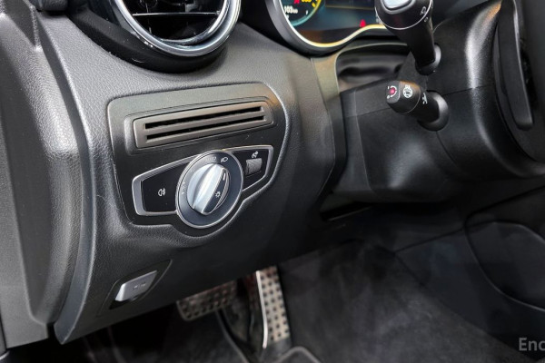 2021 Mercedes-Benz GLC с пробегом 141 569 км