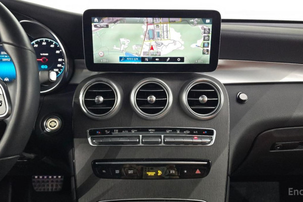 2021 Mercedes-Benz GLC с пробегом 58 952 км