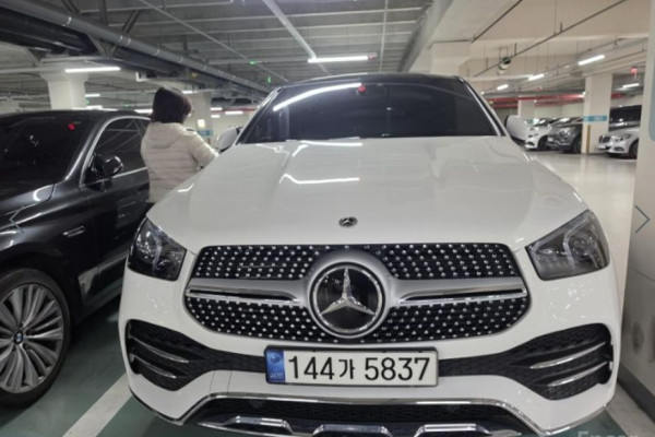2022 Mercedes-Benz GLE с пробегом 84 026 км