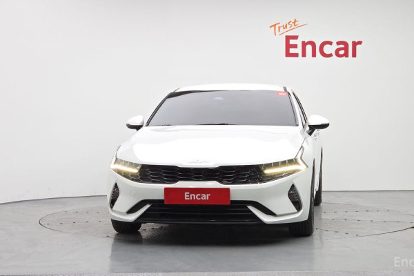 2022 Kia K5 с пробегом 42 743 км