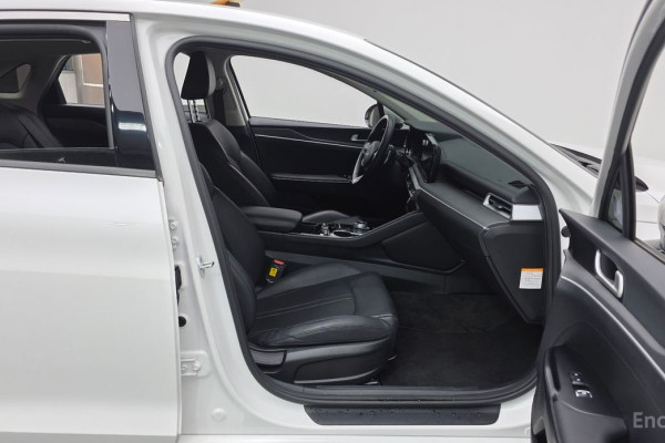 2022 Kia K5 с пробегом 42 743 км