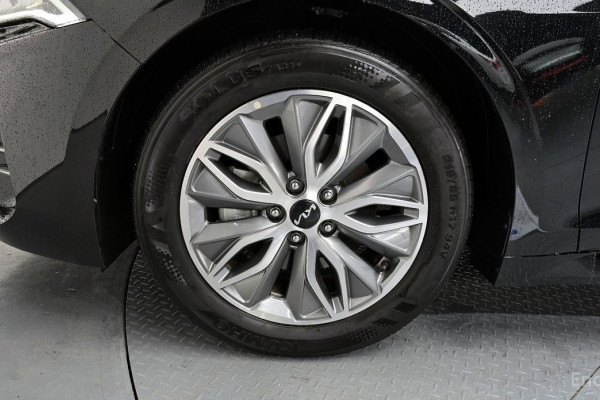 2022 Kia K5 с пробегом 33 657 км