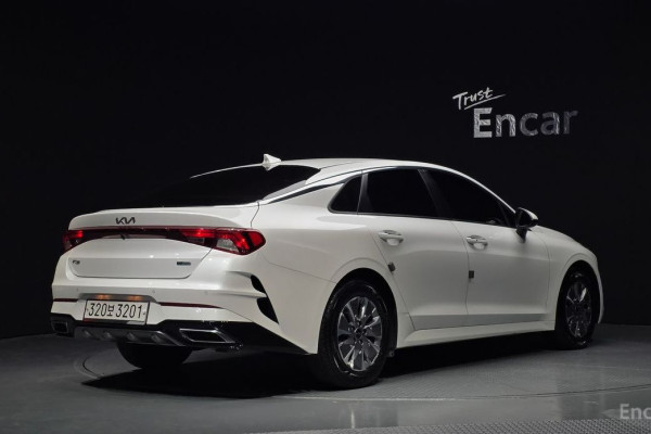 2022 Kia K5 с пробегом 112 570 км